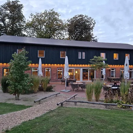 George Glamper Nordlicht Dom wakacyjny *